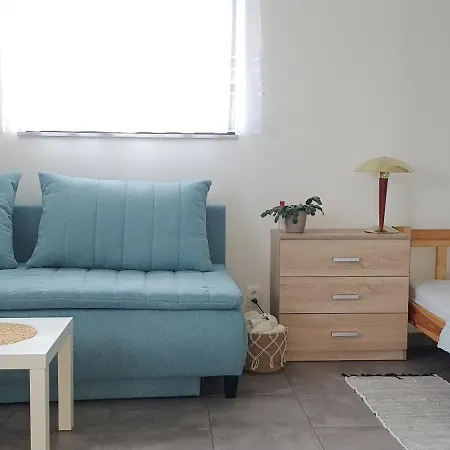 Apartment Do Zahrady